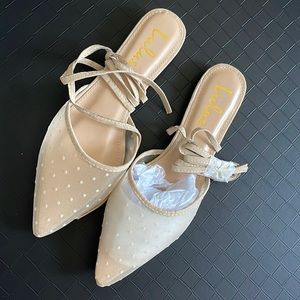 New Nude Lulu’s  Flats